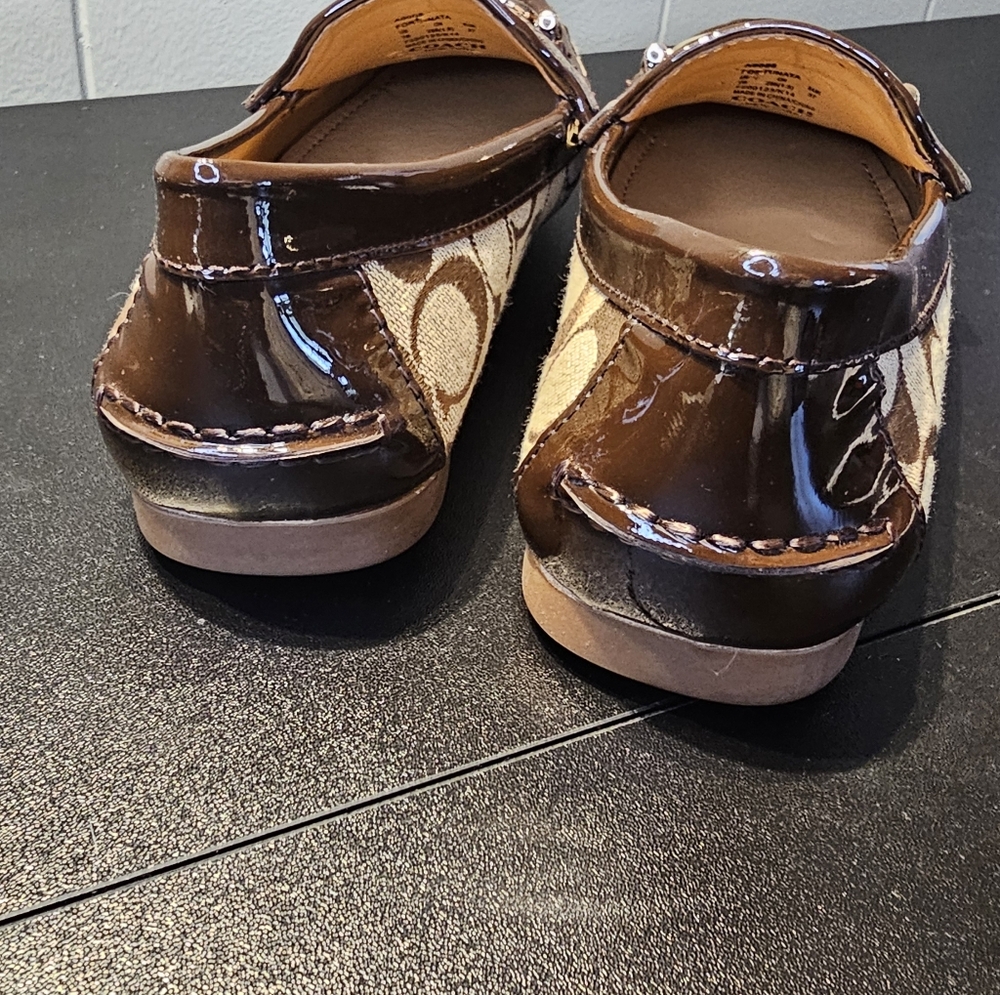 COACH WOMEN’S TAN FORTUNATA MONOGRAM JACQUARD HORSEBIT LOAFERS SIZE 7 - Picture 10 of 14